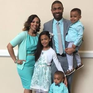 Meet your Posher, Monica